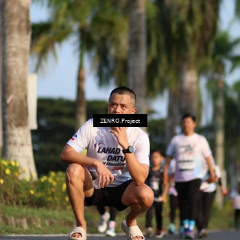 Runner Photo 7746269