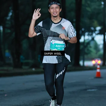 Runner Photo 7746272
