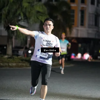 Runner Photo 7746301