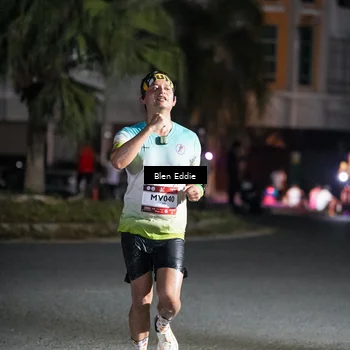 Runner Photo 7746335