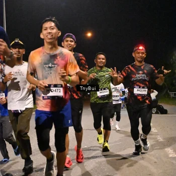Runner Photo 7746346