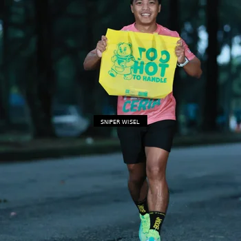 Runner Photo 7746353
