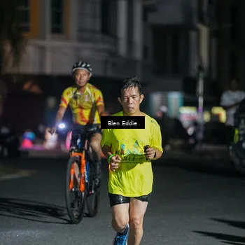 Runner Photo 7746368