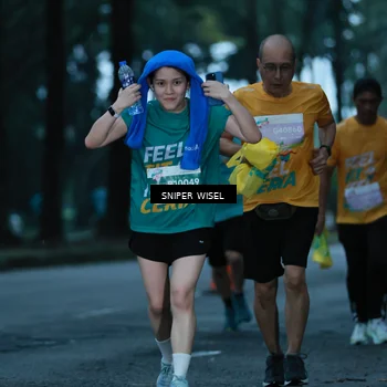 Runner Photo 7746373