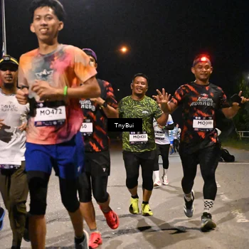 Runner Photo 7746379