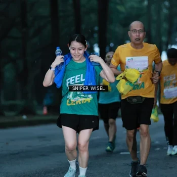 Runner Photo 7746392