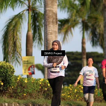 Runner Photo 7746409