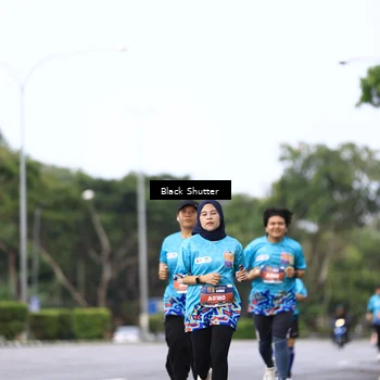Runner Photo 7746412
