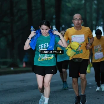 Runner Photo 7746416