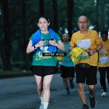 Runner Photo 7746426