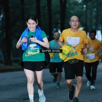 Runner Photo 7746432