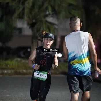 Runner Photo 7746433