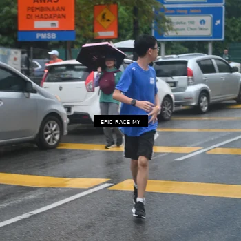 Runner Photo 7746435