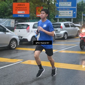 Runner Photo 7746471