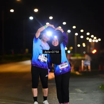 Runner Photo 7746473
