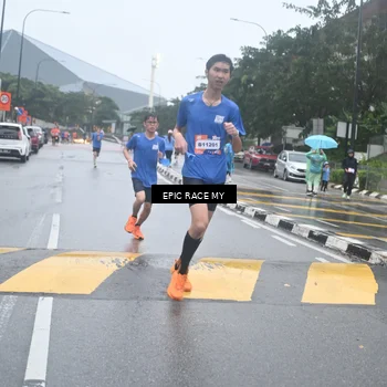 Runner Photo 7746480