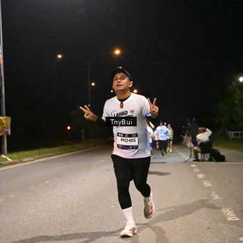 Runner Photo 7746495