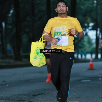 Runner Photo 7746496