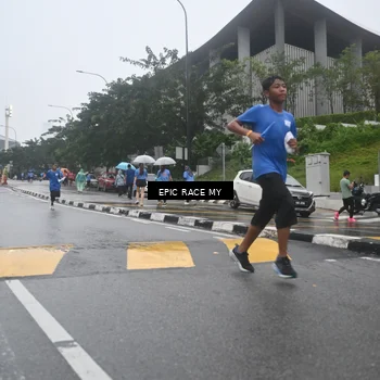 Runner Photo 7746514