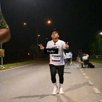 Runner Photo 7746516