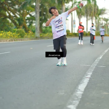Runner Photo 7746517