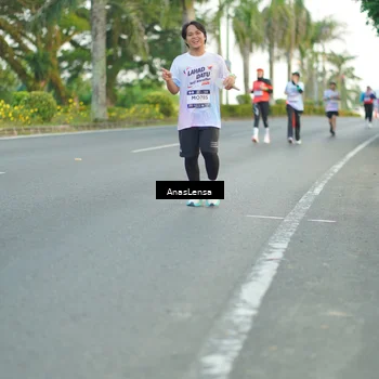 Runner Photo 7746523