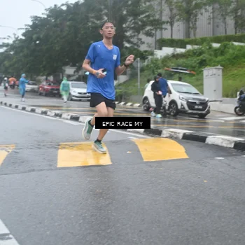 Runner Photo 7746530