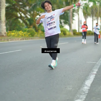 Runner Photo 7746533