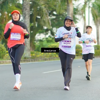 Runner Photo 7746537