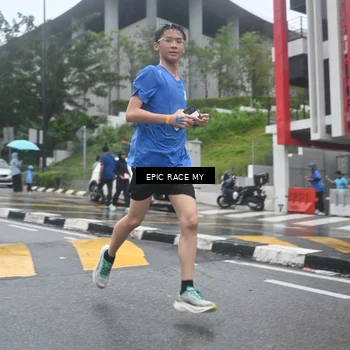Runner Photo 7746541