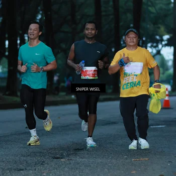 Runner Photo 7746577
