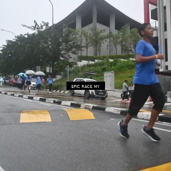 Runner Photo 7746580