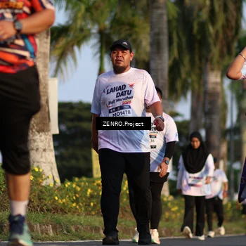 Runner Photo 7746603