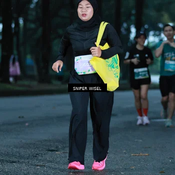 Runner Photo 7746605