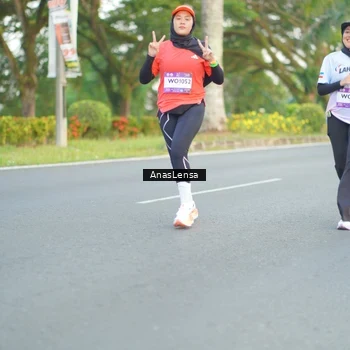 Runner Photo 7746607
