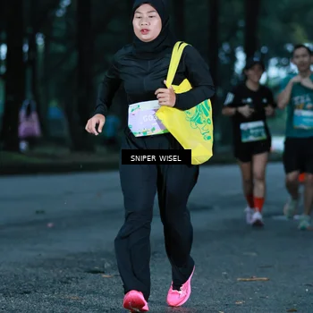 Runner Photo 7746615