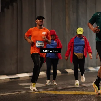 Runner Photo 7746618