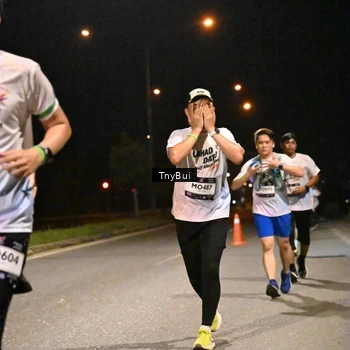 Runner Photo 7746628