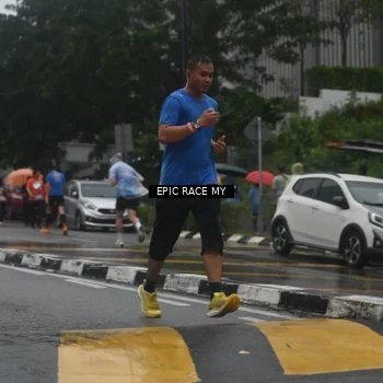 Runner Photo 7746636