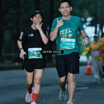 Runner Photo 7746642