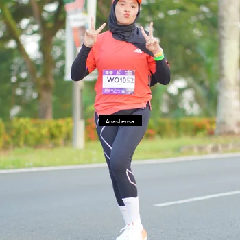 Runner Photo 7746659
