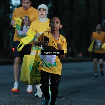 Runner Photo 7746669