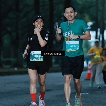 Runner Photo 7746672