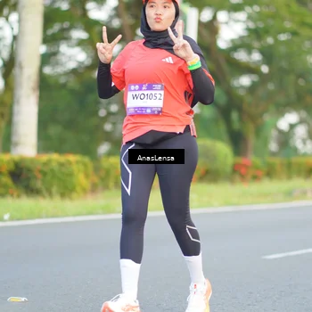 Runner Photo 7746676