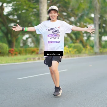 Runner Photo 7746683