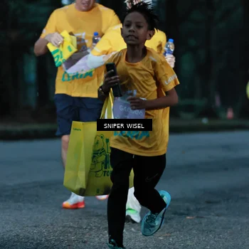 Runner Photo 7746689