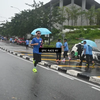 Runner Photo 7746709