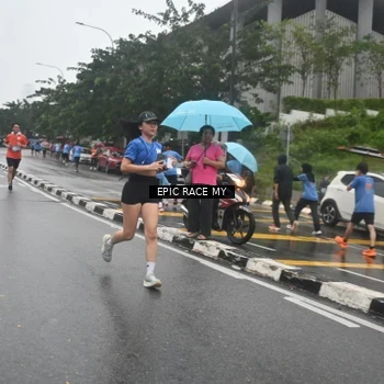 Runner Photo 7746715