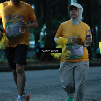 Runner Photo 7746719