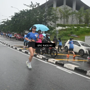 Runner Photo 7746722